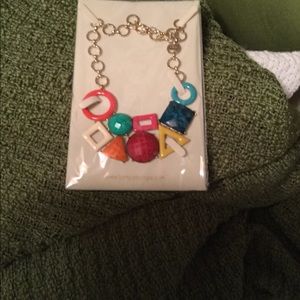 New geometric statement necklace